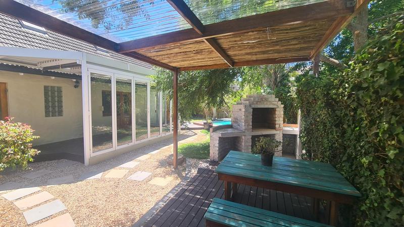 To Let 3 Bedroom Property for Rent in Pinelands Western Cape